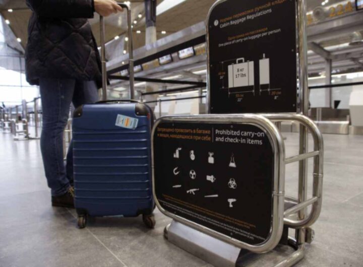 Le compagnie aeree low-cost, come Ryanair e Vueling, hanno adottato politiche di imbarco che variano notevolmente,