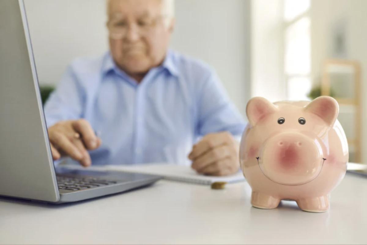 Una buona notizia per i pensionati è che non è necessario presentare alcuna domanda all’INPS per ricevere la quattordicesima.