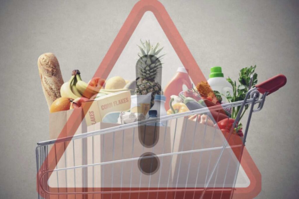 Le abitudini quotidiane di molti di noi contribuiscono a questo spreco, accumulando cibo che spesso non viene consumato
