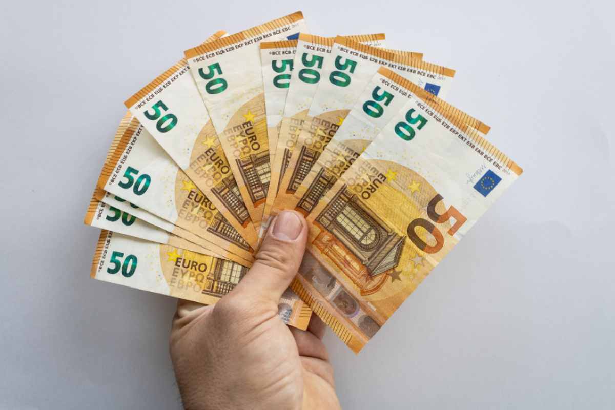 Soldi euro contanti