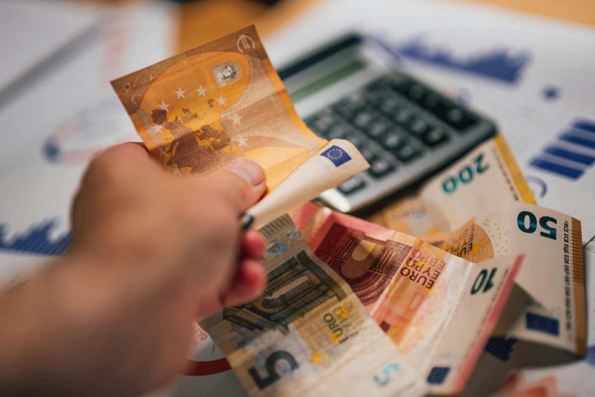 Soldi euro contanti