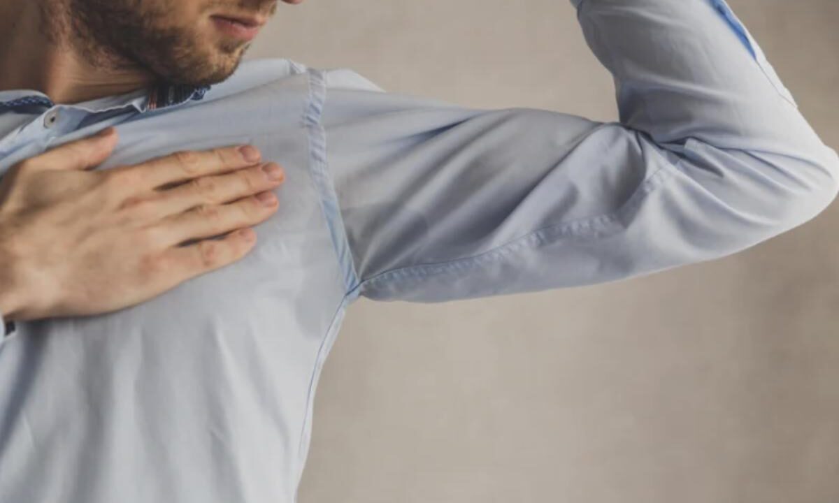 esperta nel settore delle pulizie domestiche, condivide un rimedio naturale semplice ed efficace per eliminare questi segni antiestetici