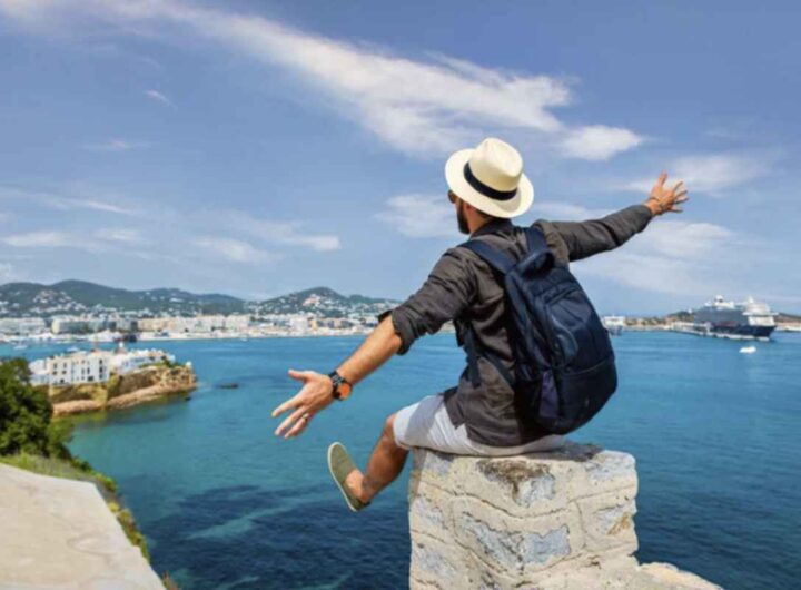Le case-barca, pensate per una navigazione fluviale o lagunare, stanno emergendo come un'opzione di viaggio alternativa