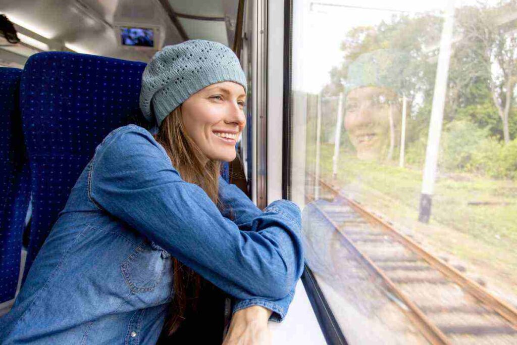 Viaggio in treno, con questi semplici trucchi risparmi fino al 60%: ecco come