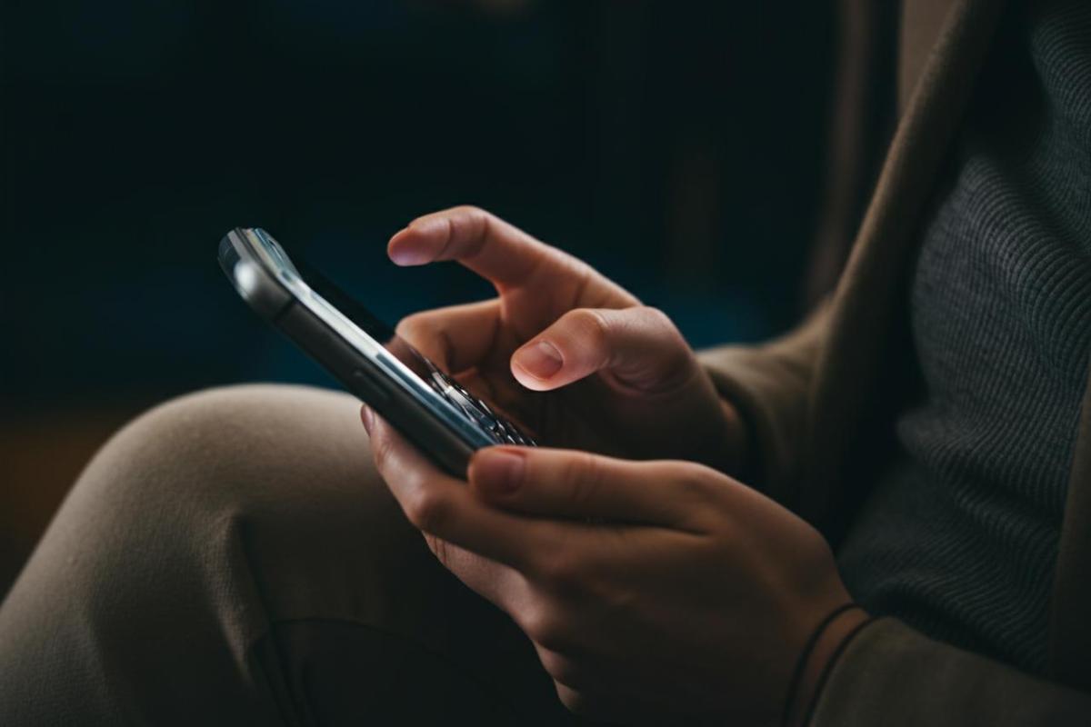 la psicologia dice cosa vuol dire rispondere subito ai messaggi